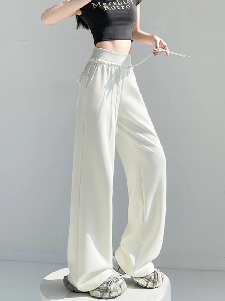 กางเกงวอร์มผู้หญิงทรงตรงเอวสูงสีเทาแบบมีเชือกผูก รุ่นใหม่ประจำฤดูใบไม้ร่วงปี 2025 ดีไซน์เรียบง่าย สวมใส่ได้หลากหลาย สไตล์ลำลอง สีดำ