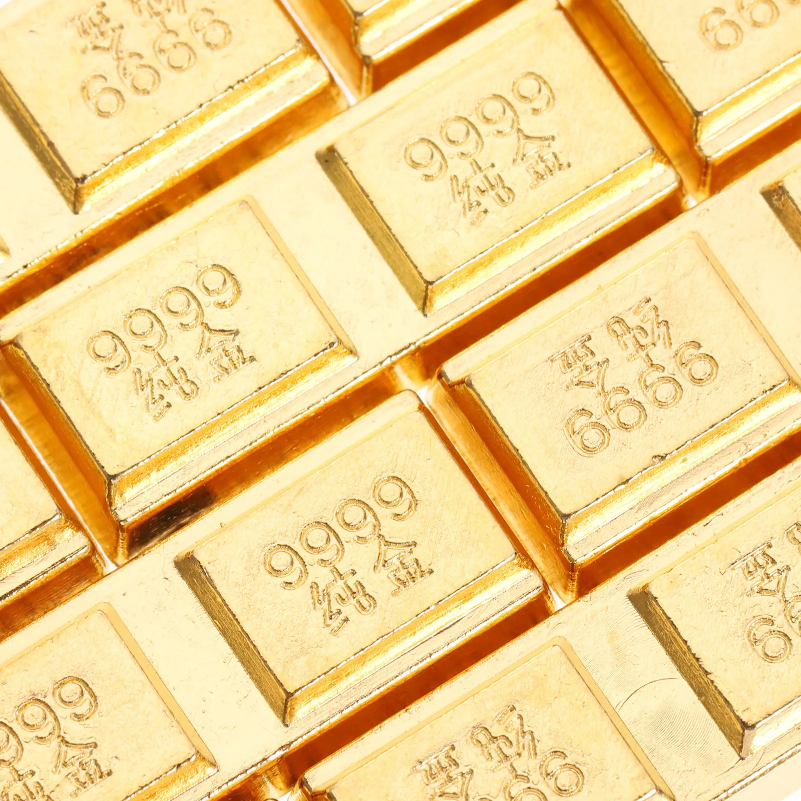 

8 pcs Simulated Artificial Golden Bricks Props Zinc Alloy Portable Lightweight Festival Party Film Shooting Decoration