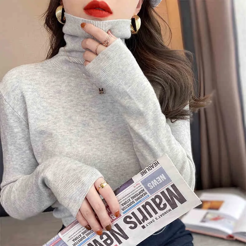 Women's High Collar Thickened Knitted Sweater Warm Inner Wear Fashionable Top for Autumn Winter Seasonal Change City Style