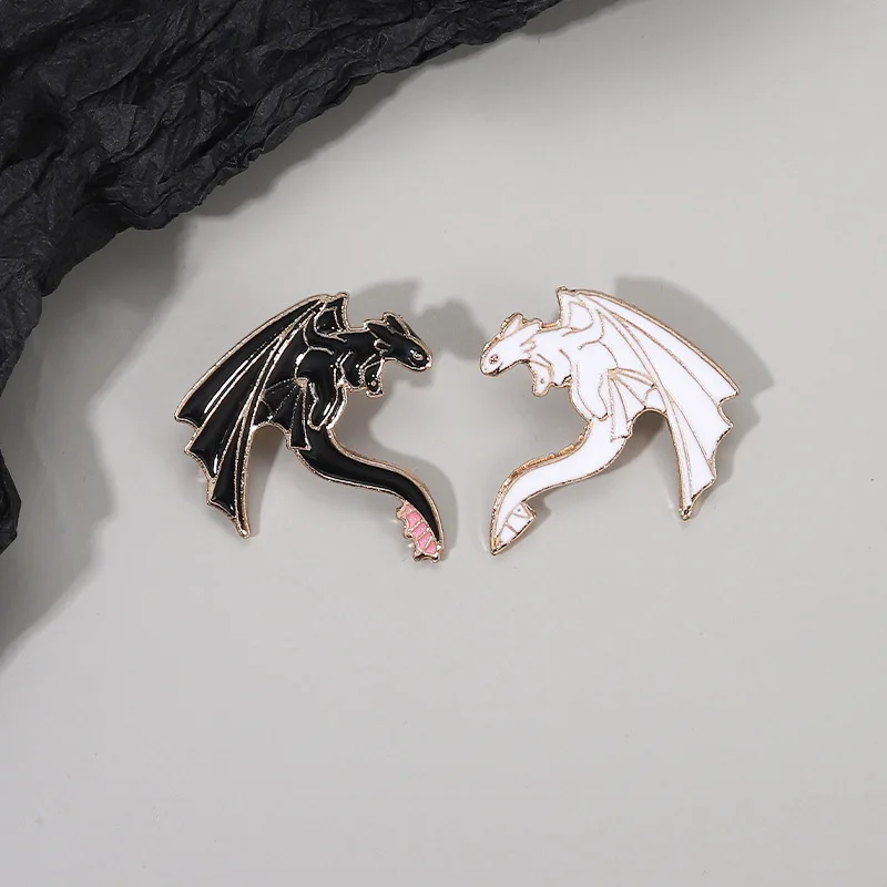 Cartoon Black and White Pterosaur Brooch Creative Couple Party Love Metal Enamel Brooches Badge Clothing Bag Accessories Brooch image 5