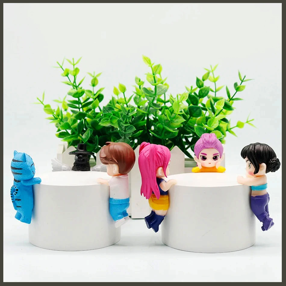 Hot 2025 K-pop Demon Hunters Collectible Mini Figures Blind Box Derpy Tiger Rumi Mira Zoey Sussy Doll Fan Gift Kerst