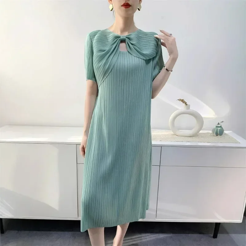 Miyake Design Style Pleated Dress with Feminine Temperament, Waist Cinching, Slim Fit, Niche Women's Clothing 2025 Spring New