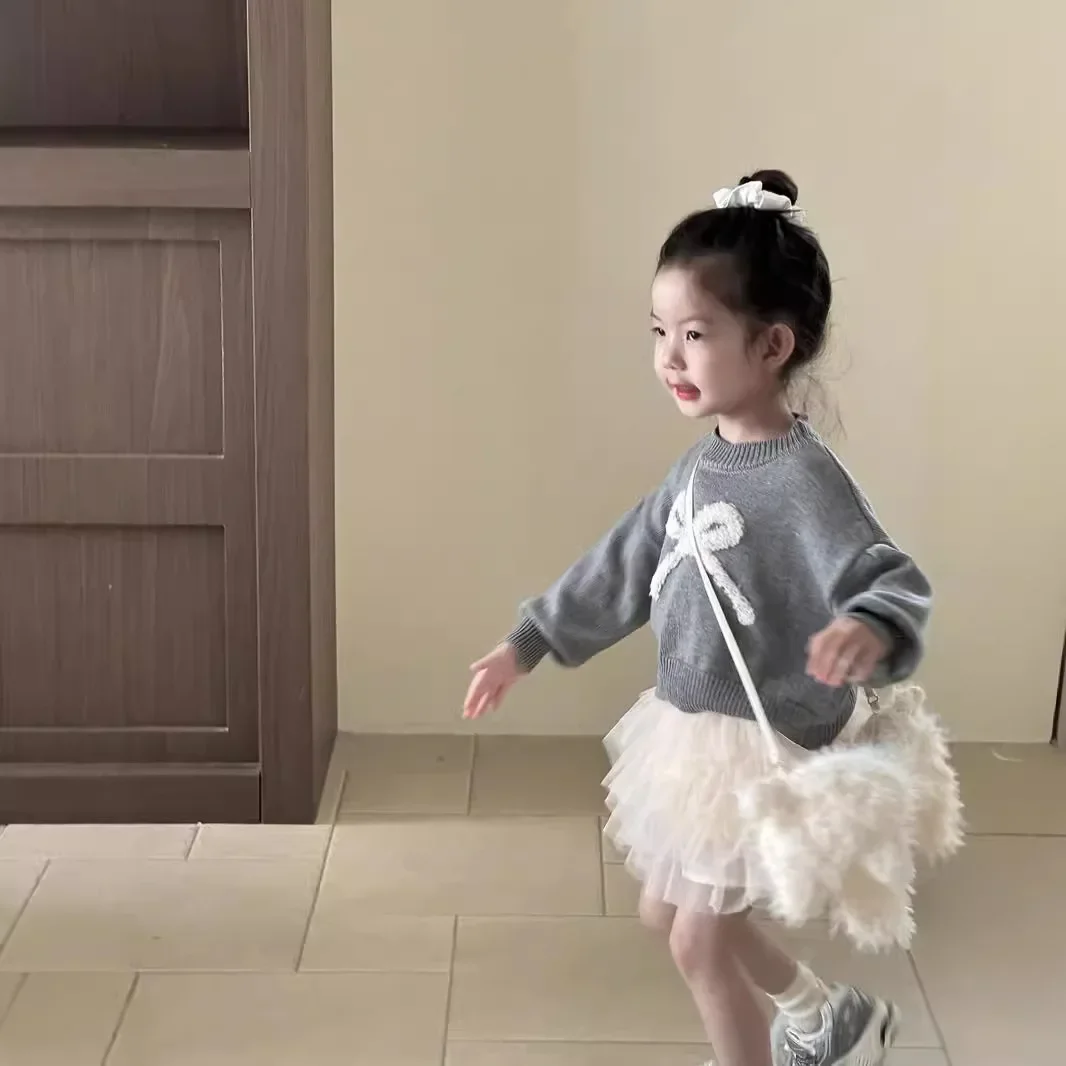 Sweaters Girl Autumn Korean Bow Sweater Children Clothing Embroidery Short Easy Knitting 2024 Loose Simple Round Collar
