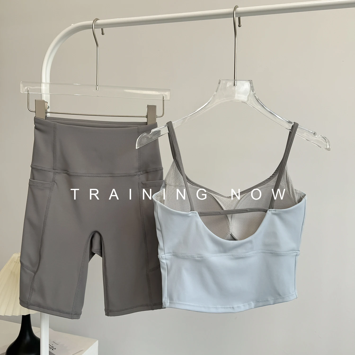 

Sports suit women's summer high-end vest with chest pad for outer wear training Pilates fitness clothes tops yoga clothes