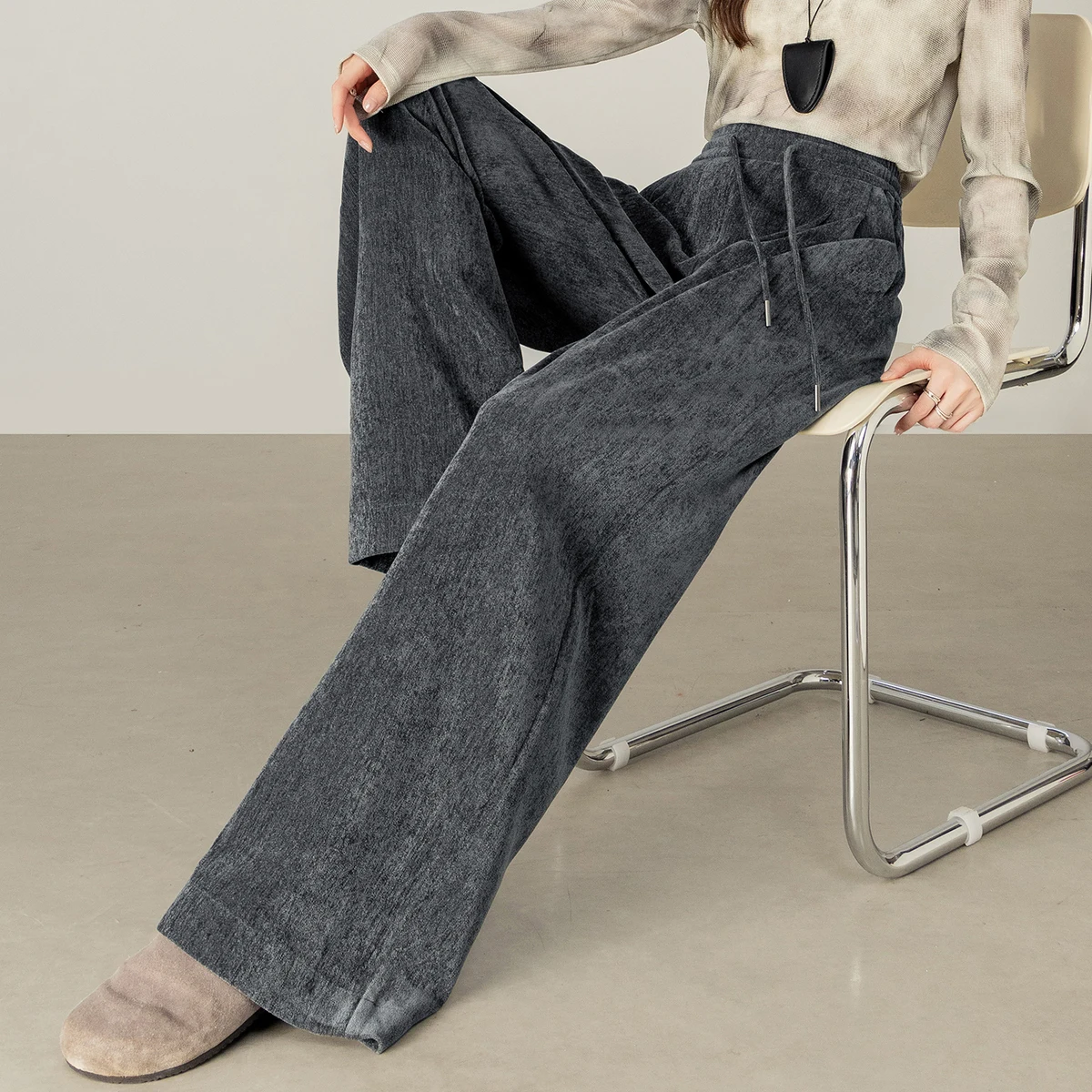 SENTUBILA Women's Wide Leg Pants 2025 Autumn High Waist Drawstring Loose Fit Pleated Trousers Warmth Casual Bottoms 153K80362
