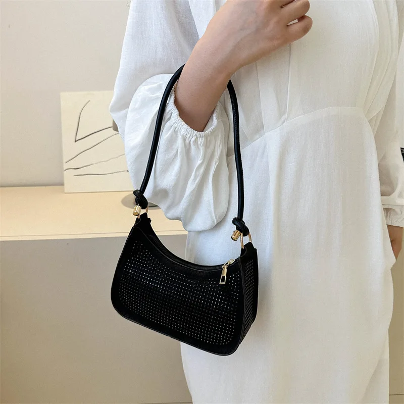 Fashion Vintage Women Handbags Exquisite PU Underarm Bag Casual Women Shoulder Bags Solid Color Zipper Female Handbag Clutch