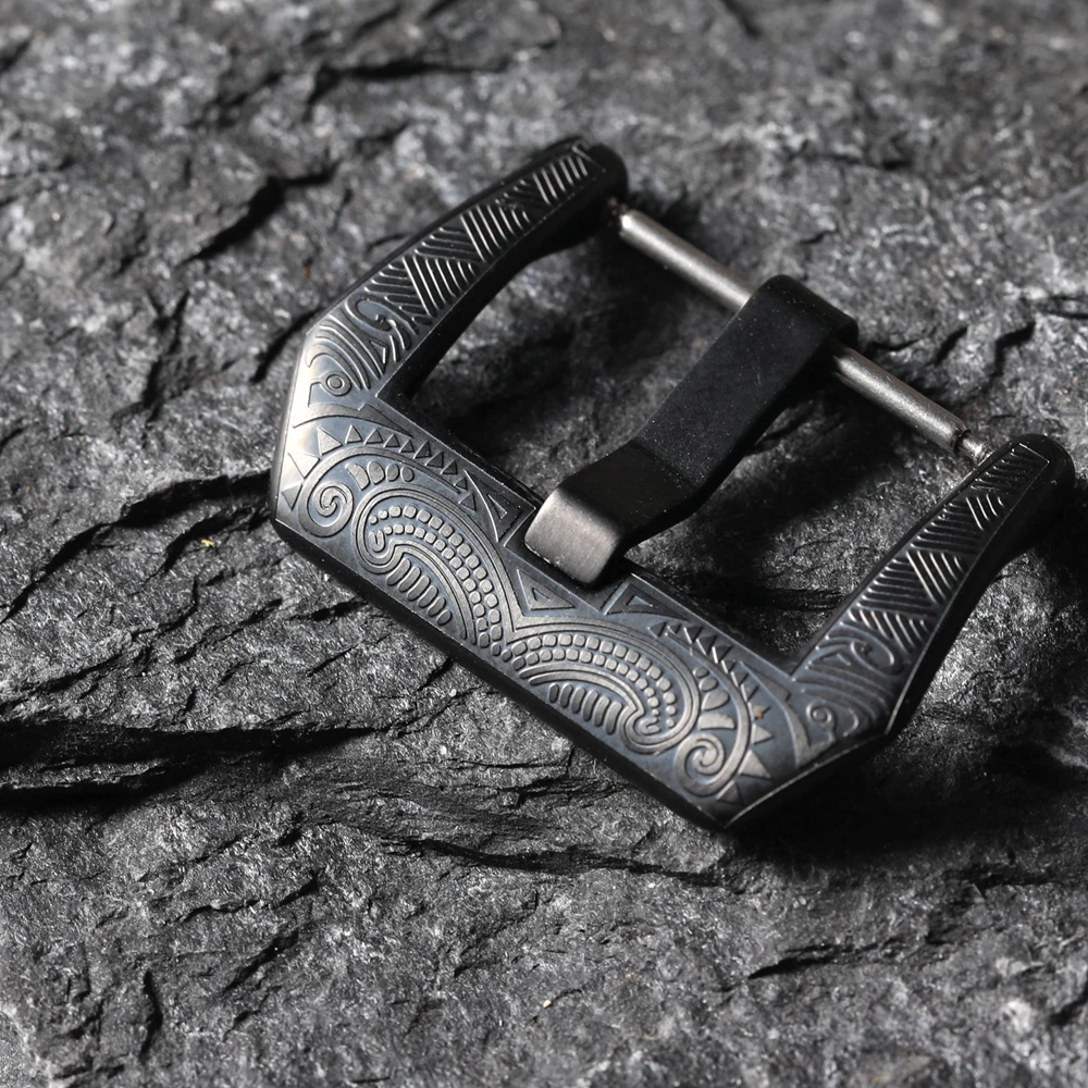 مشبك من الفولاذ المقاوم للصدأ 316L، عملية طلاء سوداء 22 مم، مناسبة لإبزيم حزام جلدي جديد، طراز المايا المنقوش العتيق buc