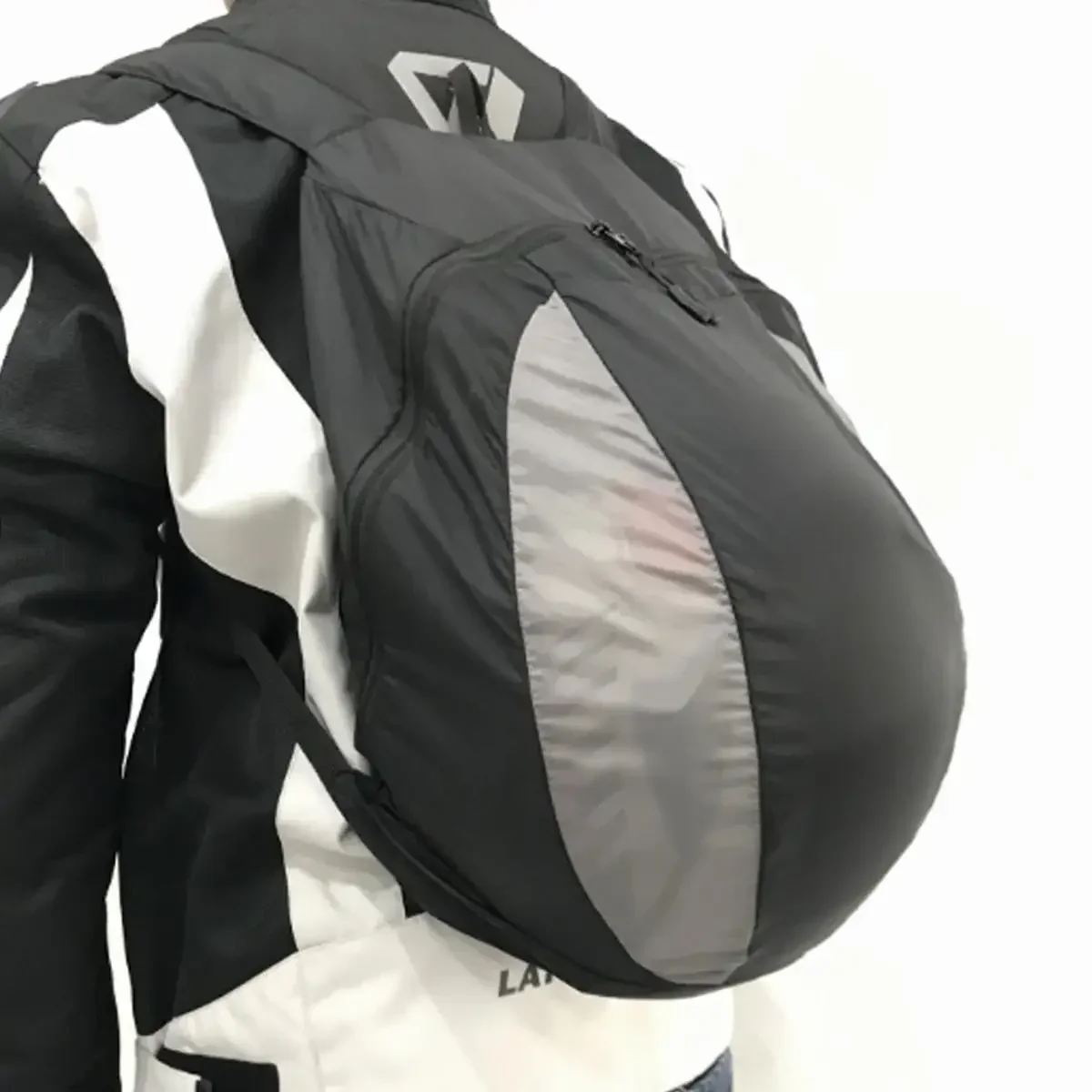 Portable Riding Backpack Outdoor Camping Bicycle Nylon Sport Bag 20-35L Motorcycle Helmet Bag for Basketball Sneaker Laptop