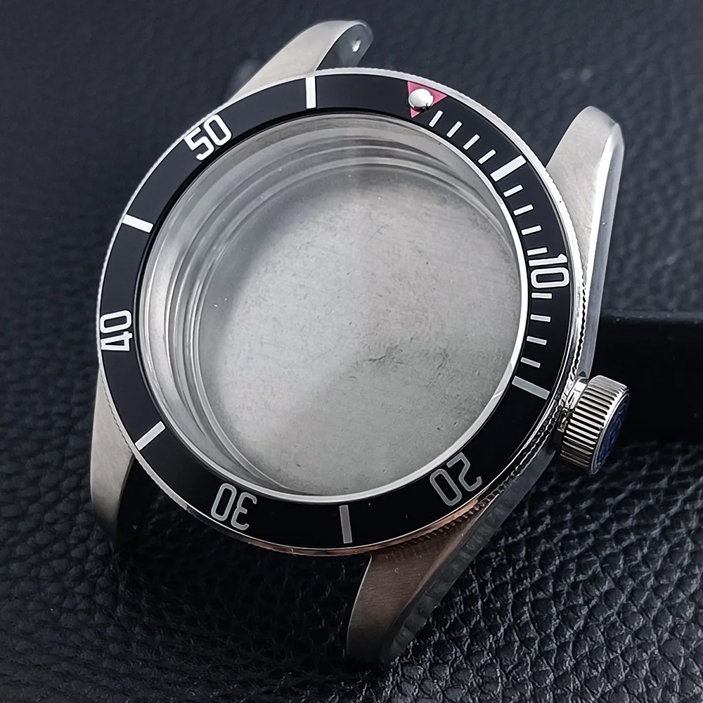 Für Uhrwerk 8215 Hochwertiges Uhrengehäuse 41 mm Herrenuhrengehäuse aus Stahl, Saphirglasgehäuse, leuchtendes Zifferblatt, M8215-Gehäuse