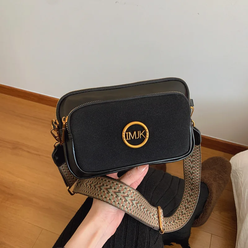 

2025 Minimalist Square Bag for Women - Luxury Wide Strap Crossbody Purse with Chest Pack Function, Stylish Small Shoulder Bag