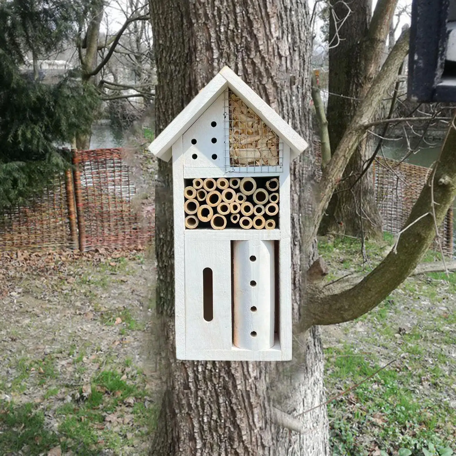 

Wooden Bug Hotel Garden Habitat Bees Shelter Educational Tool Butterflies Habitat Bee Hive Box Wooden House Decor