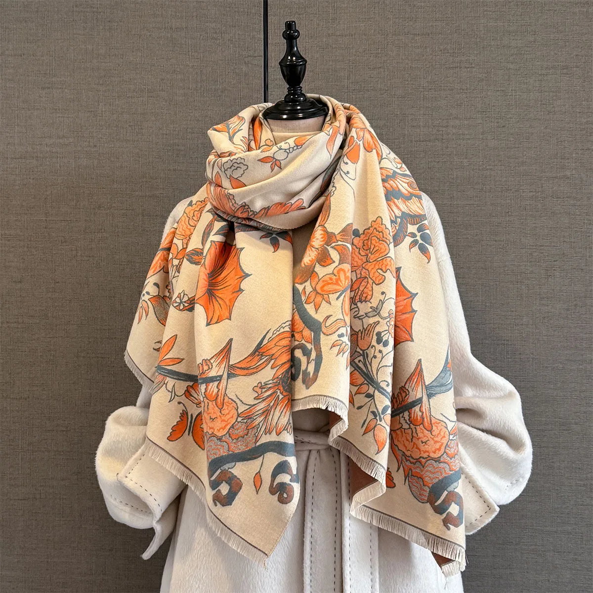 Luxus Winter Kaschmir Schal Frauen Warme Pashmina Decke Poncho Schals Weibliche Schmetterling Druck Schal Dicke Foulard Bufanda – Detail 10