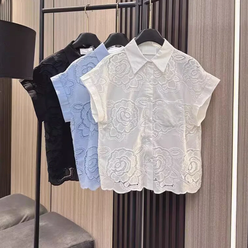 

Korean Style Short Sleeve Lace Embroidery Hollow out Women's Shirt Summer 2026 Loose Fit Slimming Top Floral Pattern