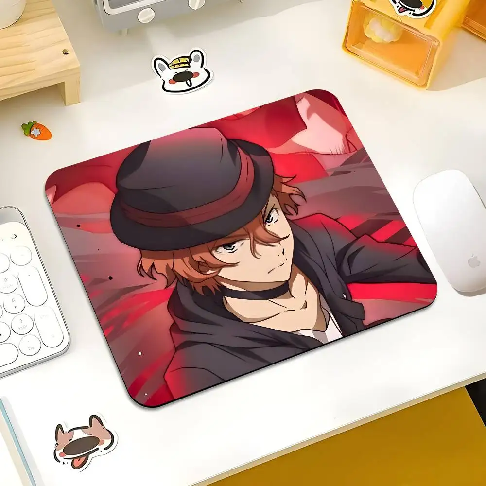 Taro B-ungo S-tray D-ogs Nakahara Chuuya Dazai Osamu Small LockEdge Mouse Pad For Gamers Desk Pad Rectangular Anti-slip Rubber