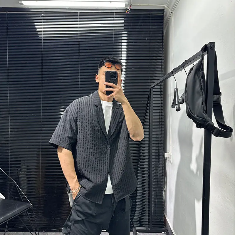 Dark Style High-Grade Embossed Pattern Simple White Shirt Men's Summer Fashionable Trendy Handsome Half Sleeve Coat