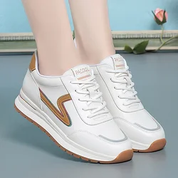 Primavera testa tonda bocca profonda Sneakers donna leggera Versatile traspirante croce Casual scarpe bianche Forrest Tennis Sneaker