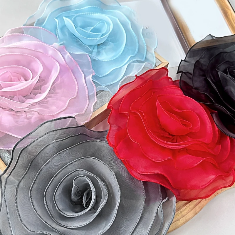 Handmade Rose Flower Brooch 3D Multilayer Flower Lapel Pin Fashionable Florals Shaped Breastpin Party Jewelry Accessory