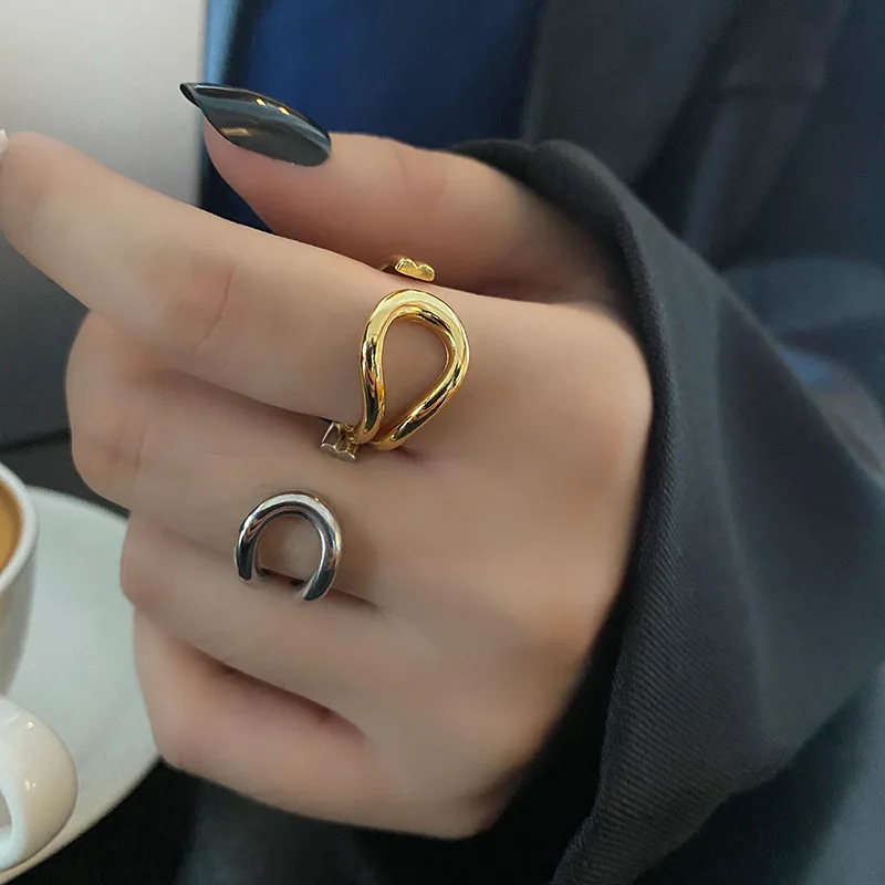 

925 Sterling Silve Charm Woman Rings Summer New Style Trendy Creative Water Drop Hollow Out Geometric Jewelry Gifts