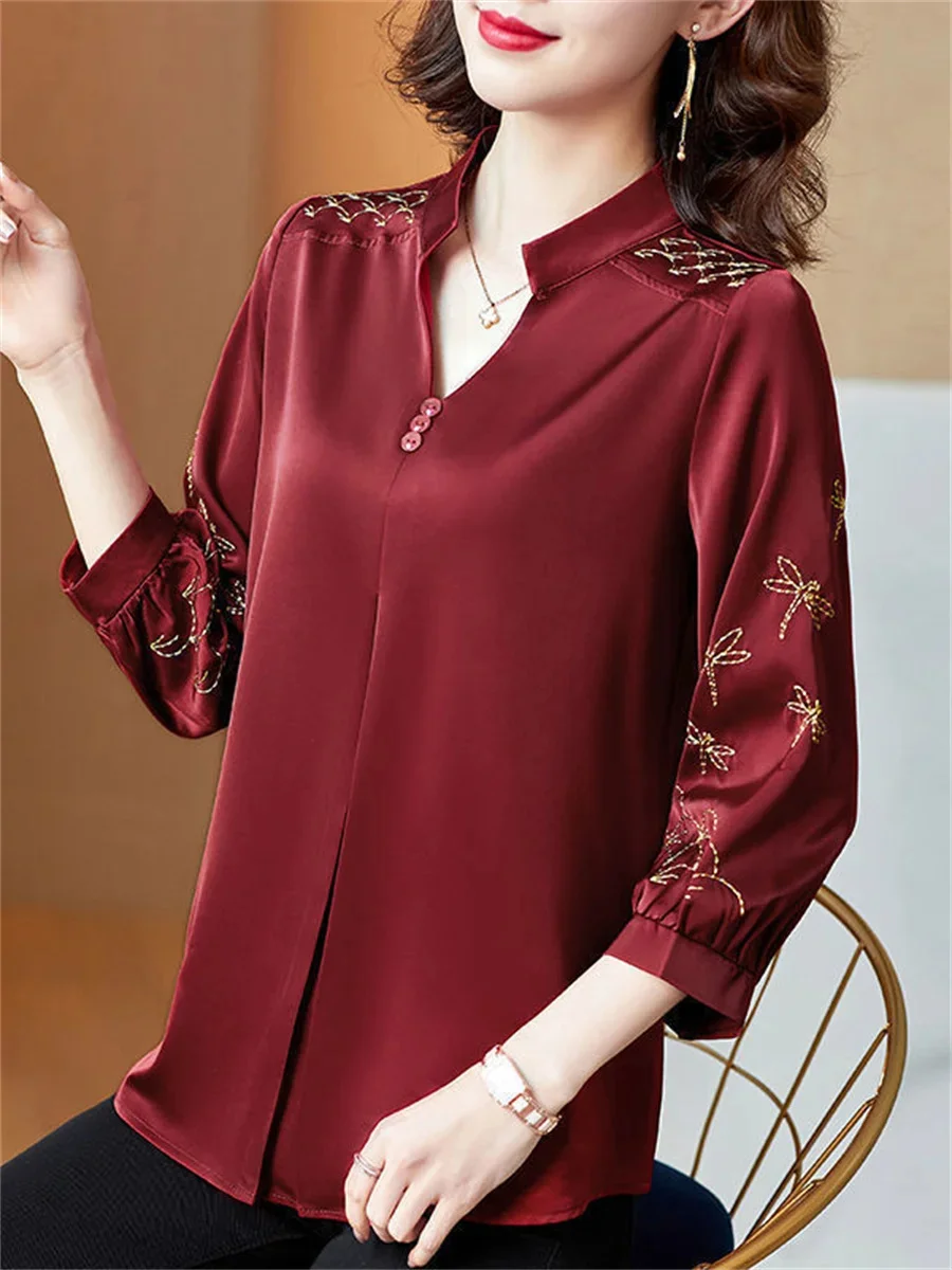 Women Spring Summer Blouses Shirts Lady Fashion Casual Three Quartz Sleeve V-Neck Embroidery Blusas Tops