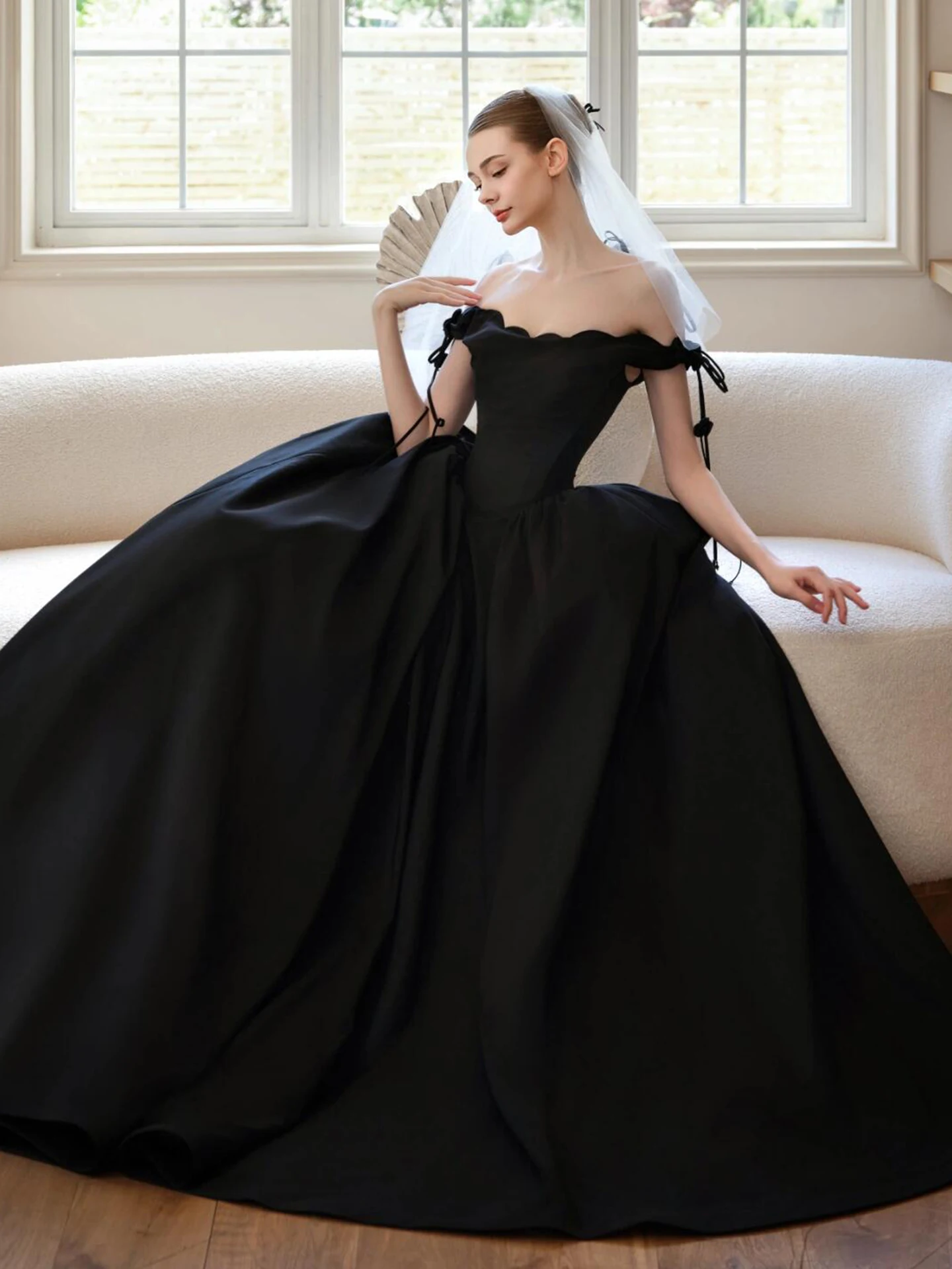 

Black One-Shoulder Satin Gown Women's Birthday Party Dress Hepburn Style Full Skirt Wedding Celebration Korean Style Long Dress