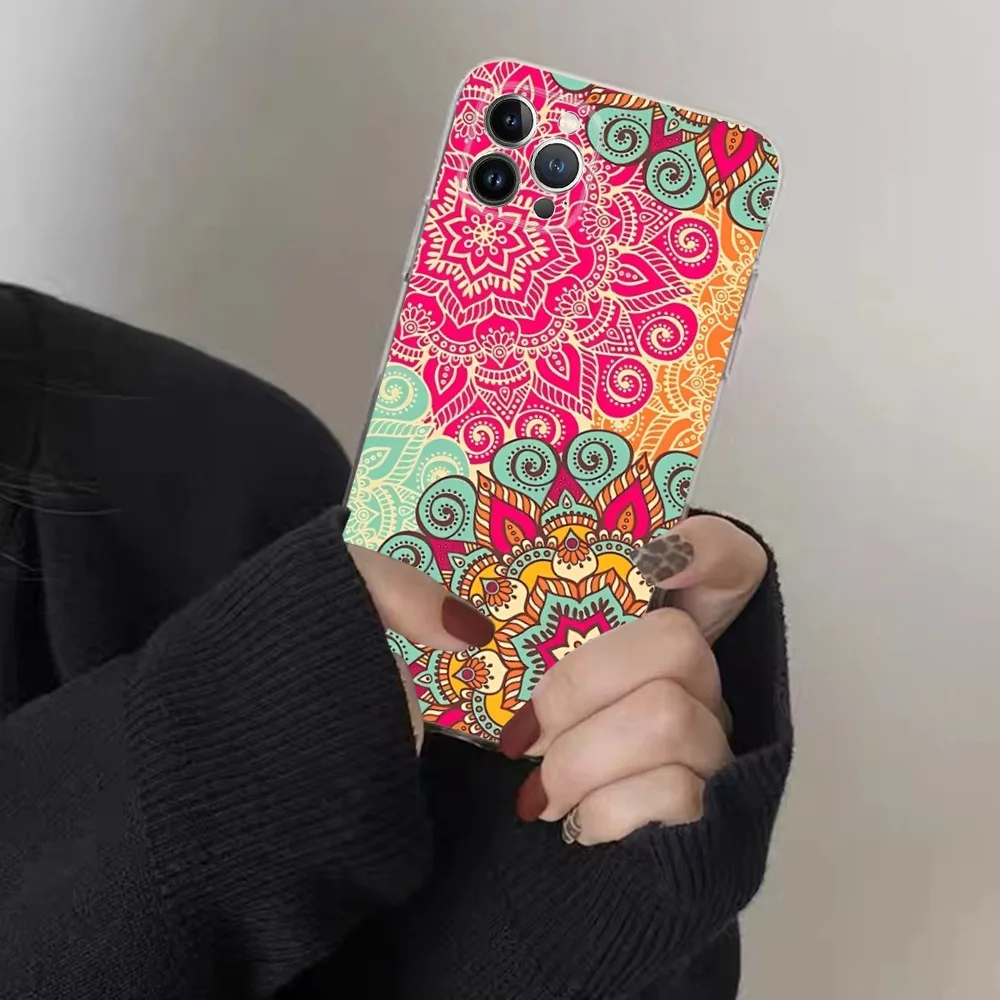 Mandala Flower Phone Case For iPhone 15 14 11 12 13 Mini Pro XS Max Cover 6 7 8 Plus X XR SE 2020 Funda Shell