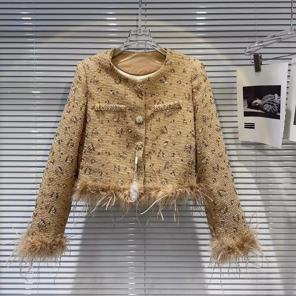 

Winter 2025 New Sle Small Fraance Sle ort Quilted Outerwear Women's Thiened Woolen Coat with Feather Fringe Inner