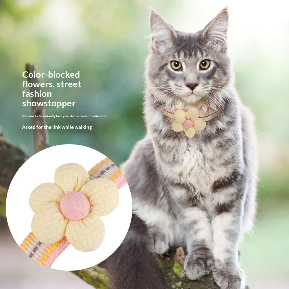 Cat Collar with Soft Inner Lining Made of Diving Fabric That Doesn't Choke the Neck, Engraved Leash Dog Collar, Small Flower Col