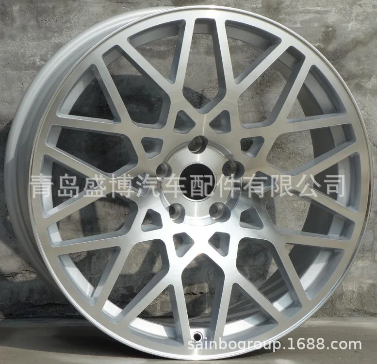 

Suitable for F80292 19-inch, Shengbo, personalized modification of automotive aluminum alloy wheel rim tire bell
