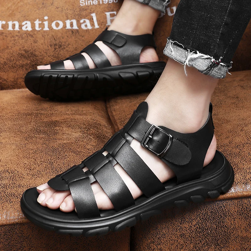 FashionableGenuine leather summer beach men\'s sandals Outdoor Walking Anti-slip Beach Sport Shoes Platform Sandals Man