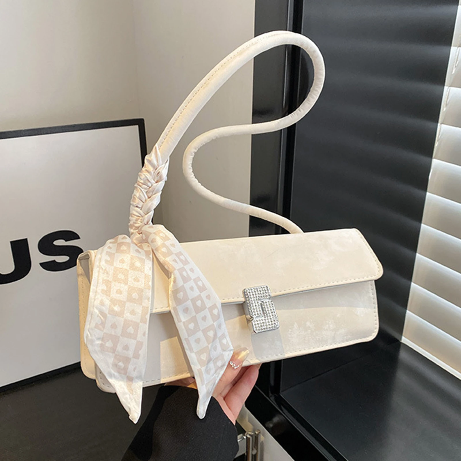 

Women Small Shoulder Bag Fashion Handbag Clutch Underarm Bag with Designer Scarf