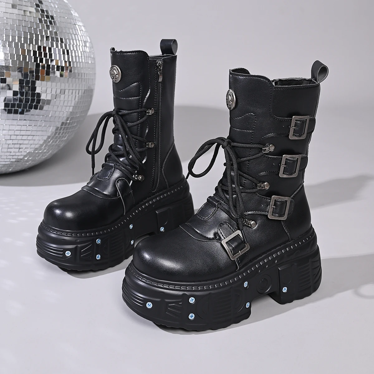Botas de estilo Punk para mujer, zapatos de plataforma con altura de tacón con cordones, botines góticos Rock, decoración de Metal, zapatillas de deporte para hombre y mujer 2025