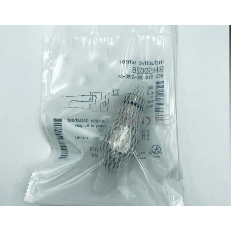1PCS NEW For BALLUFF BHS0026 BES-516-300-S190-S4 Proximity Switch Sensor