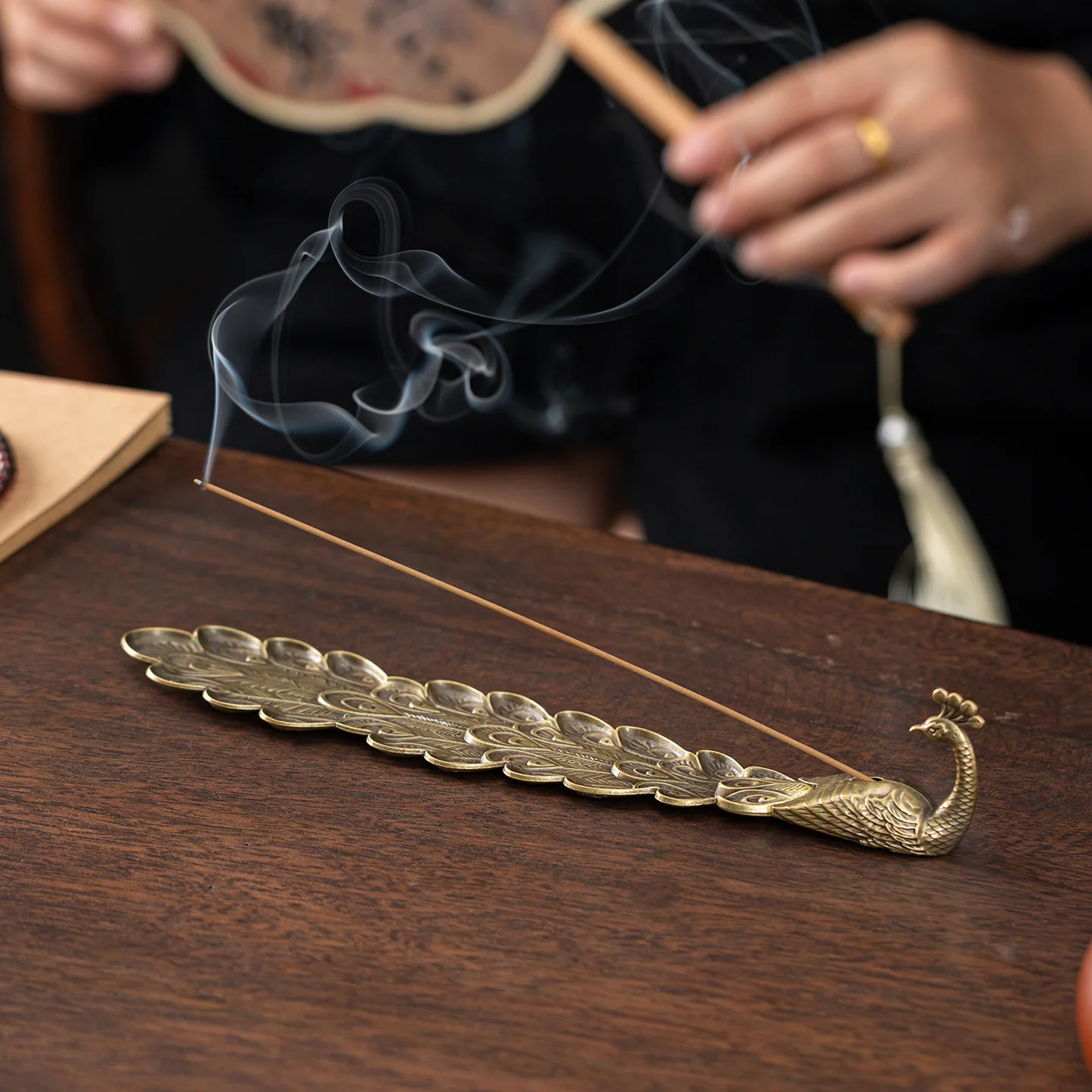 Peacock opens its tail incense holder incense holder incense holder sandalwood incense burner desktop small ornaments phoenix