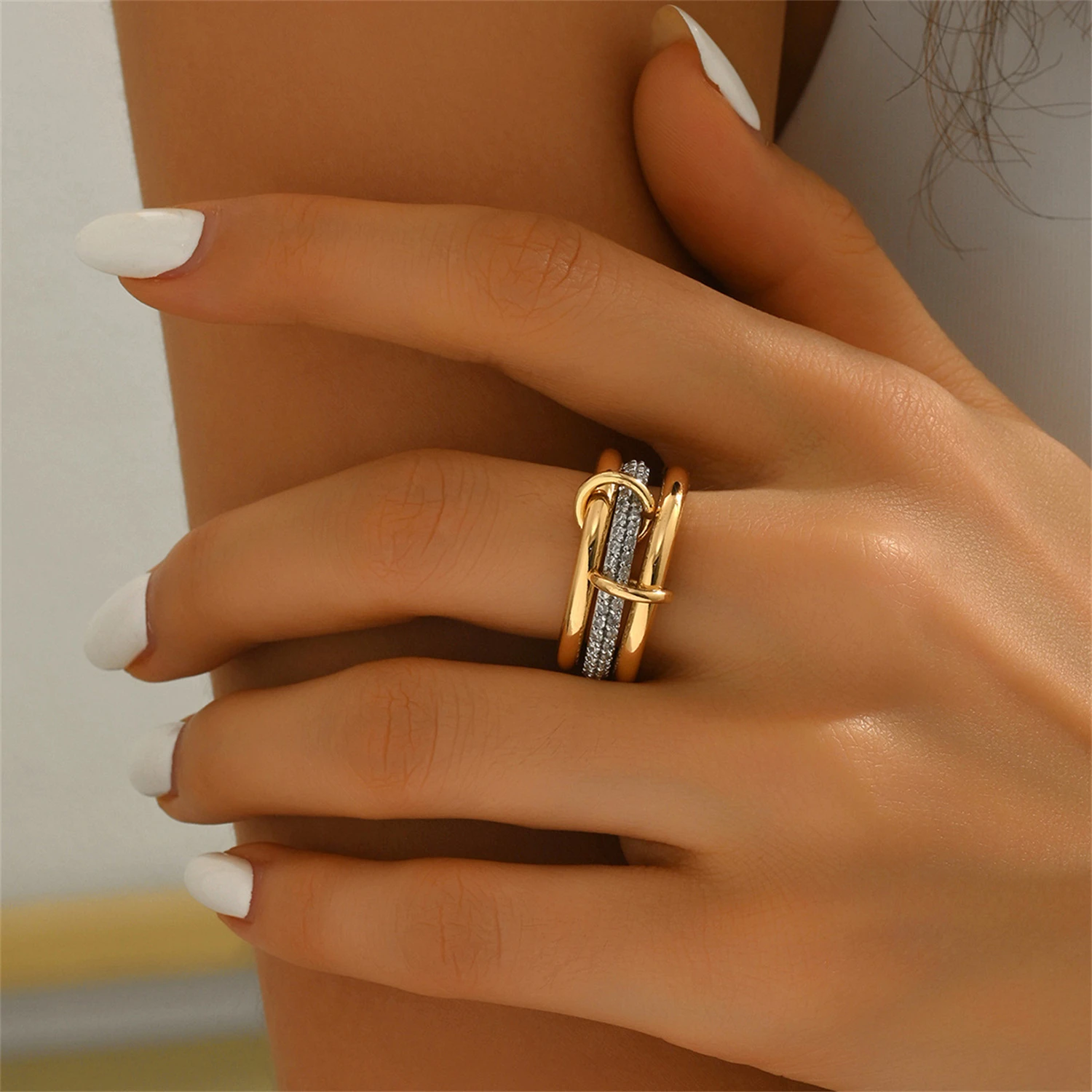 

WAKA Women's Trendy Multilayer Interlocking Ring Stylish Geometric Statement Finger Ring Fashion Party Jewelry Gift for Her