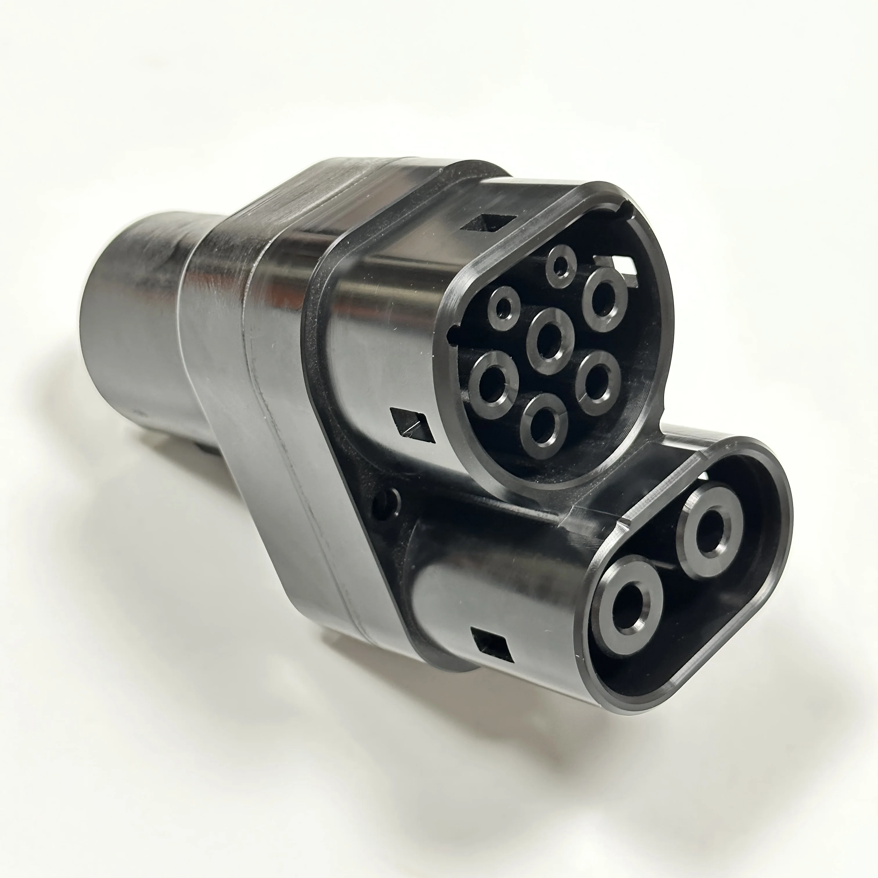 New Condition EV Charing Adapter 500A 1000V NACS Tea Supercharger Adapter NACS to CCS2 DC Faster Charging Adapter for EU Car
