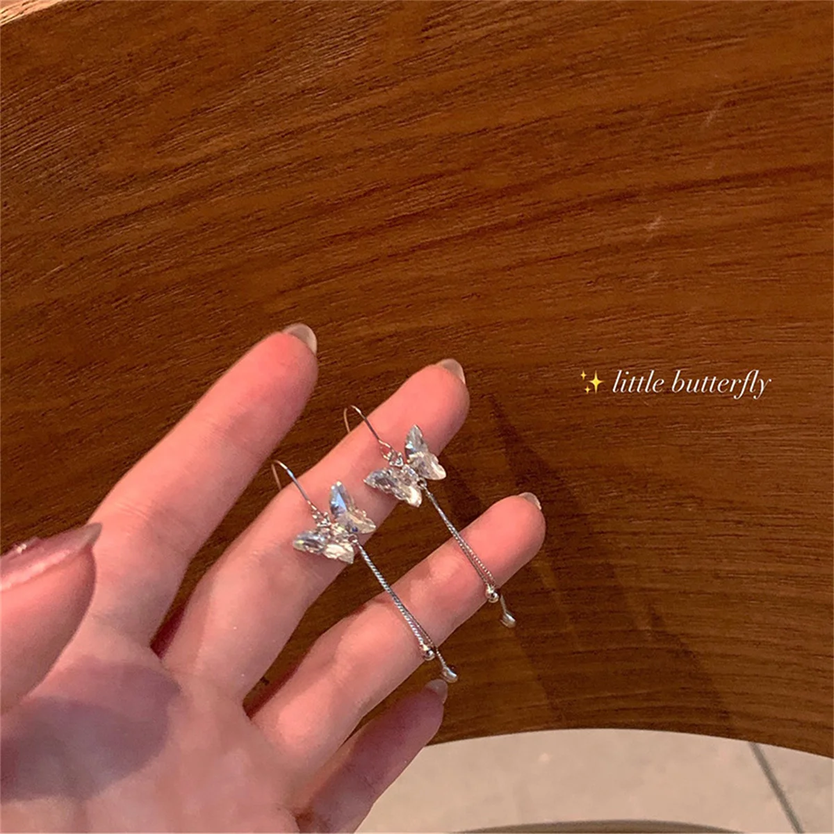 Koreanische Exquisite Planet Mond Schmetterling Quaste Ohrringe für Frauen Funkelnden Kristall Asymmetrische Tropfen Ohrringe Mädchen Partei Schmuck – Detail 25