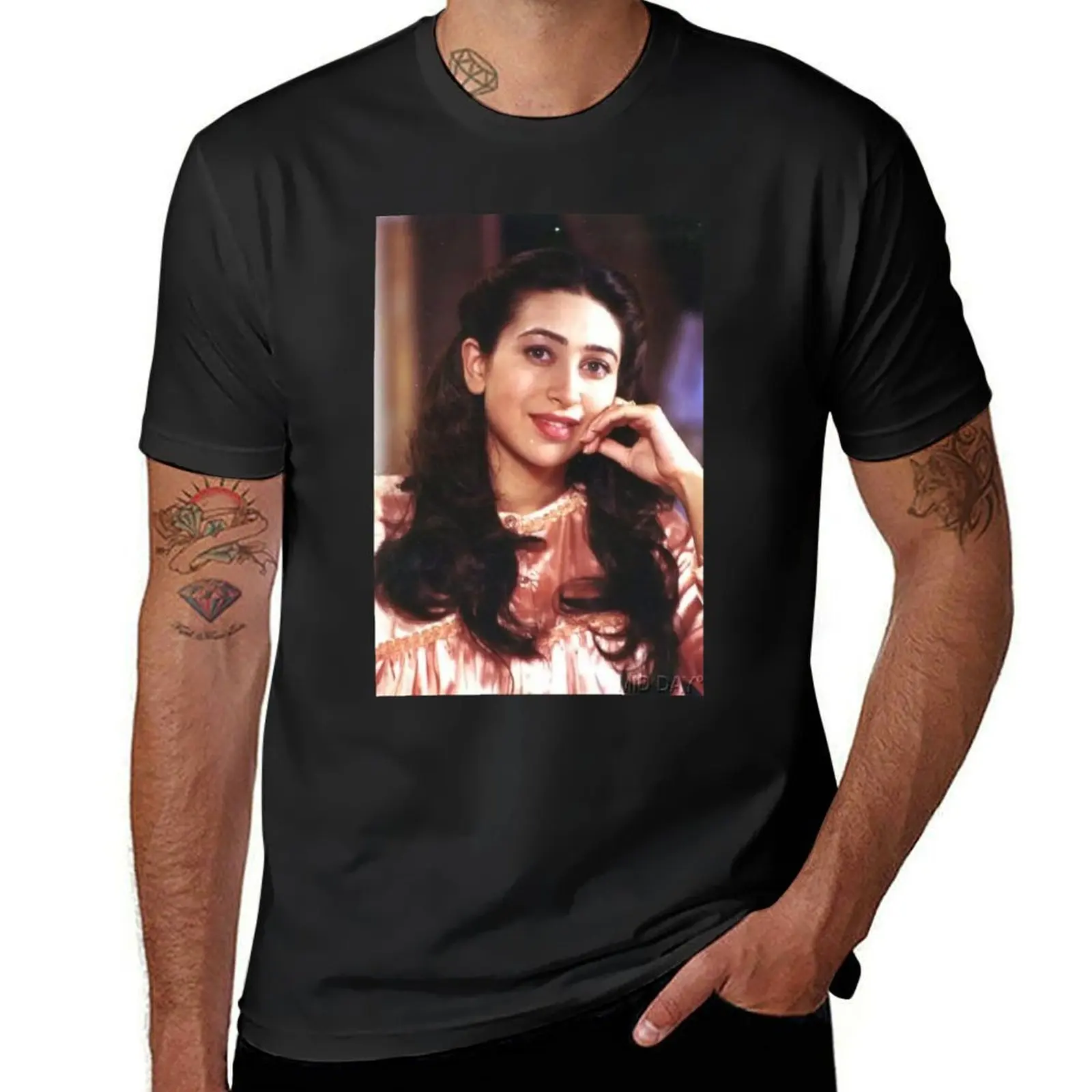 Karisma Kapooor Bollywood Icon Legend T-Shirt sports fans tops workout shirts for men