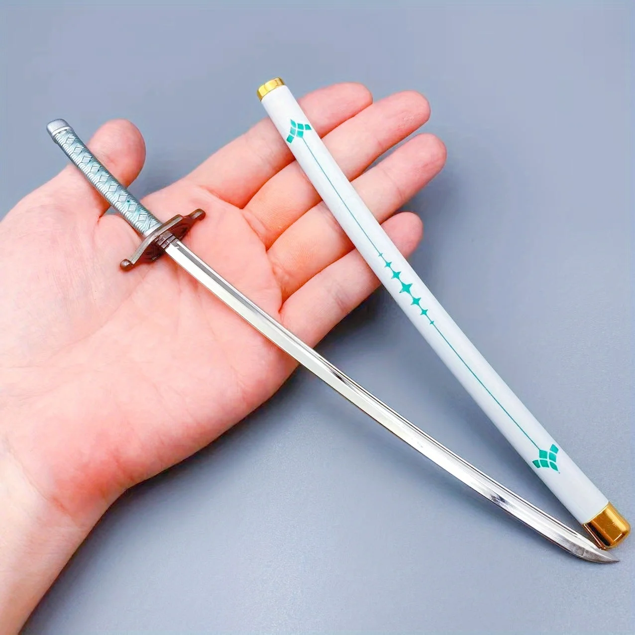 9,5 pulgadas 24cm lejía Katana Kurosaki Ichigo espada falsa Aizen hoja de cuchillo Ninja de Metal tamaño Real juguete de sable samurái Katana japonés