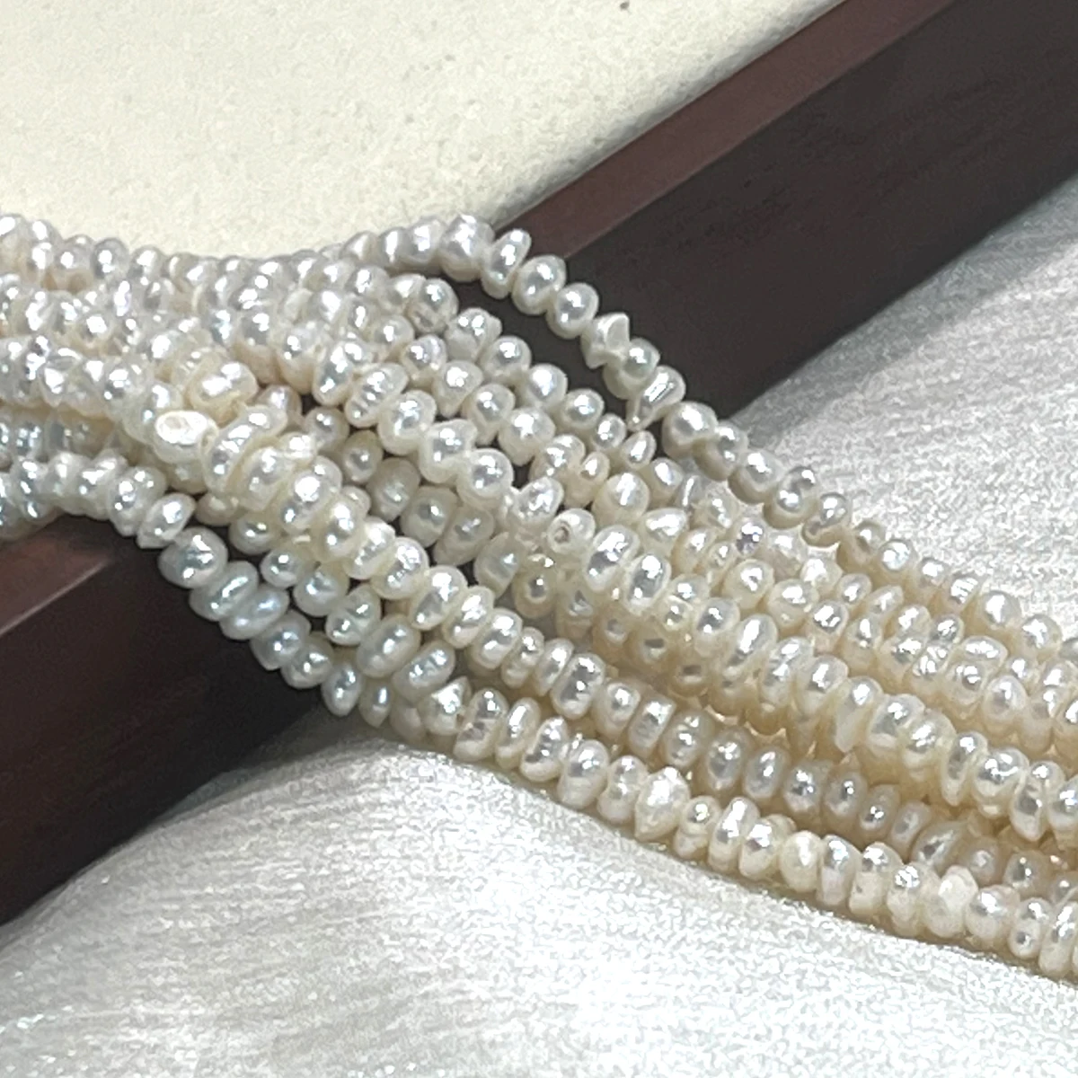 Thumbnail 3 - #71 Best Freshwater Pearl Necklaces to Buy In 2026