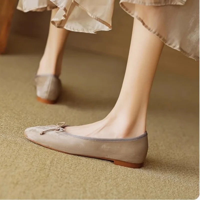 Women\'s shoes Round Toe Soft Bottom Loafers Comfortable Flats Casual Flat Boat Shoes Bowtie Ballerinas flats Shoes Women Luxury