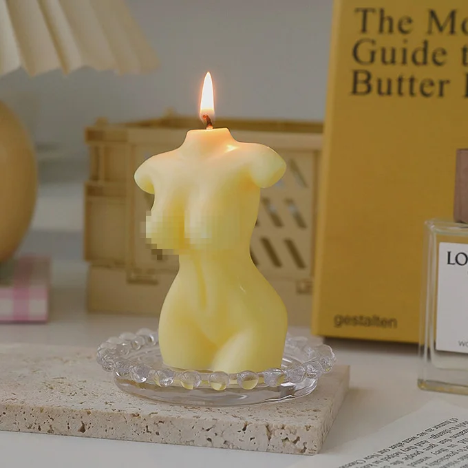 3D Woman Body Shape Scented Candle Emulational Naked Torso Paraffin Statue Fragrance Candle Aromatherapy Room Decoration