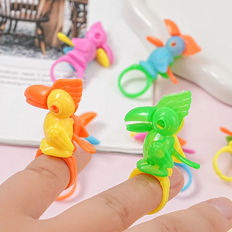 

20 шт. новое кольцо «Дятел», детские игрушки, ностальгия детства, кольцо «Дятел», рот будет двигаться, вечерние, маленький подарок