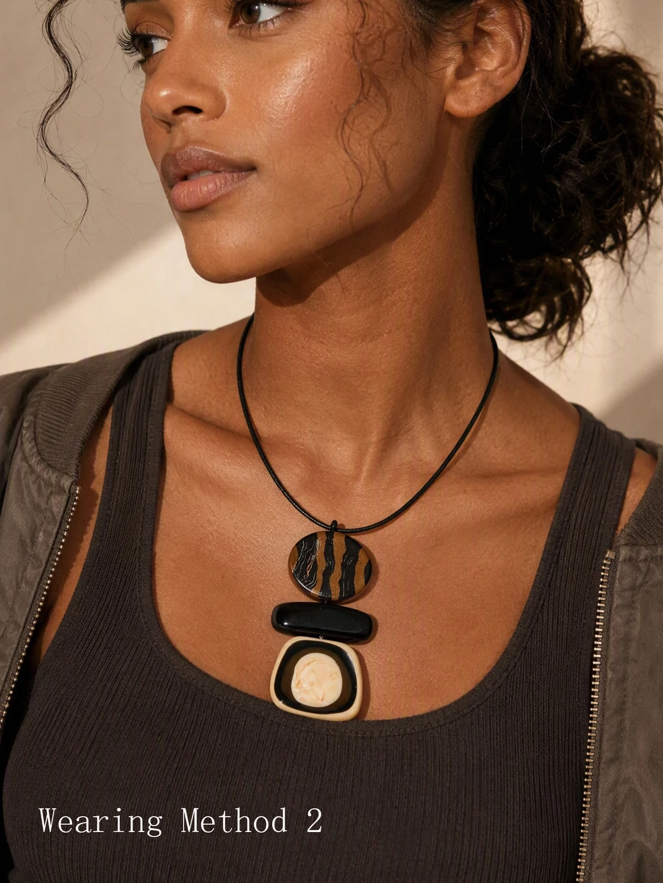 Vintage Bohemian Harz-Langkette, vielseitig tragbar, schwarze Seilkette, geometrischer Statement-Anhänger, Schmuckgeschenk für Frauen – Detail 4