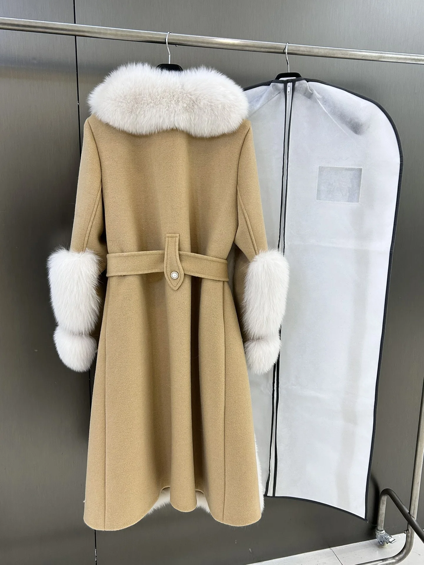 Women's Clothing fur trimmed 100% wool double-faced long coat with white goose down filling inside