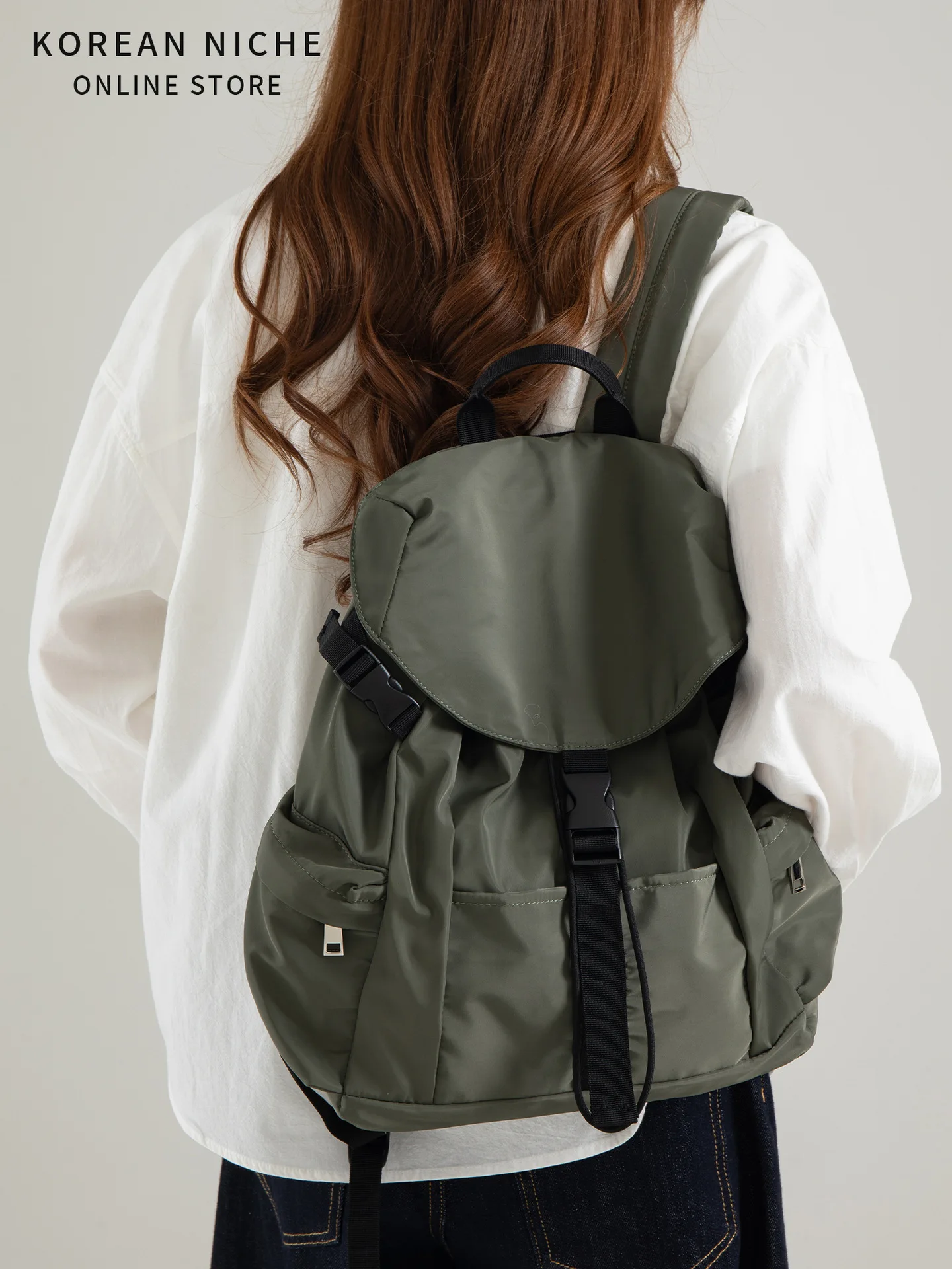 

Korean Style Nylon Backpack for Women Large Capacity Lightweight Multi-Pocket Backpack Casual Daypack Versatile College Bookbag