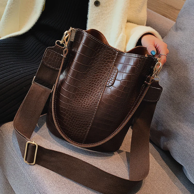 LEFTSIDE Vintage Leather Stone Pattern Crossbody Bags For Women 2022 New Shoulder Bag Fashion Handbags And Purses Bucket Bags