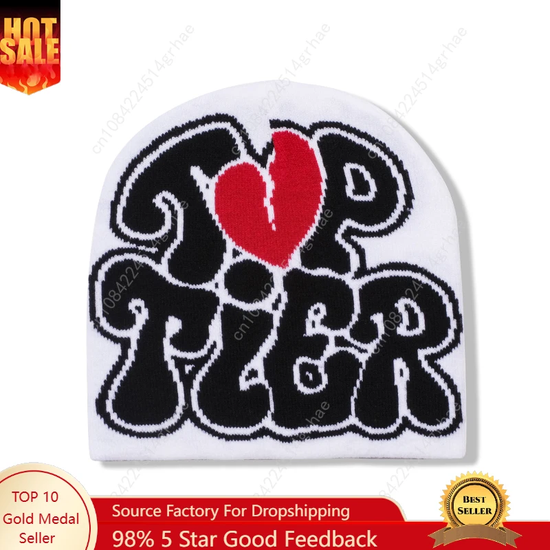 

A top love knitted beanie cat made of acrylic material, autumn and winter accessories, windproof and warm design