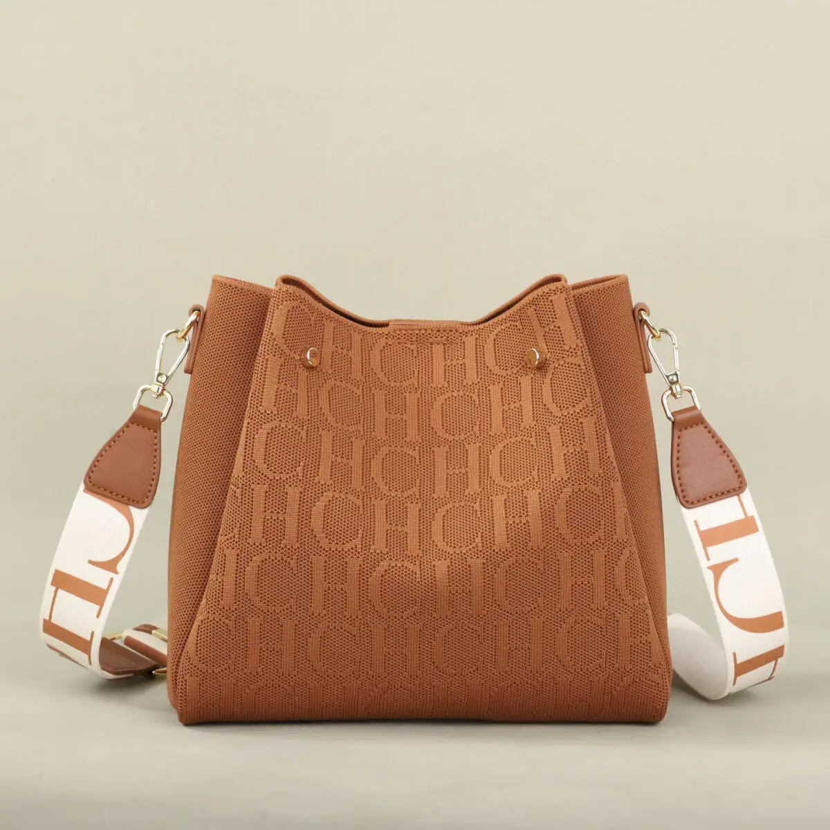 

Exquisite High-Quality Large Capacity Shoulder Bag with Solid Color Printing, Fashionable and Atmospheric Women's Shoulder Bag