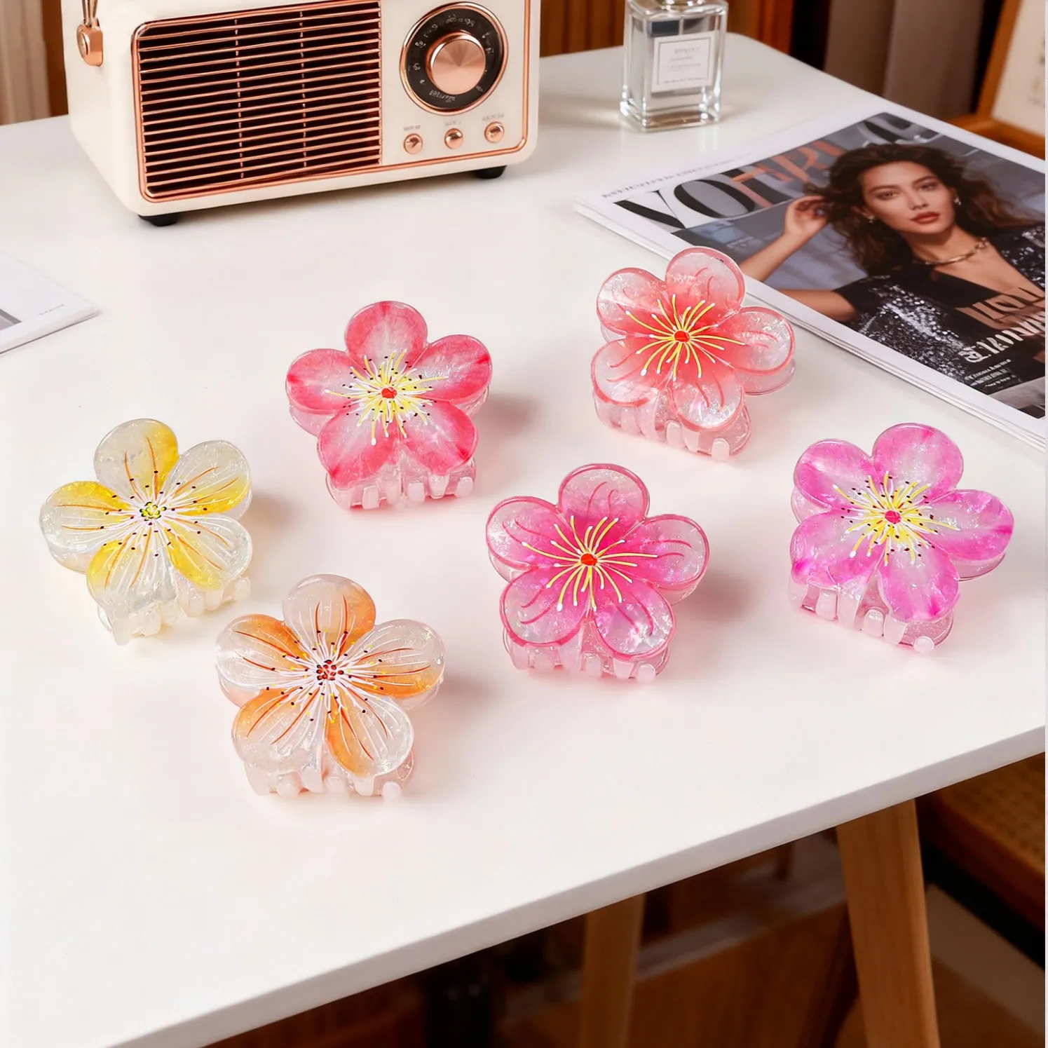 

NEW 5CM Winter Plum Blossom Series Acrylic Hair Claw Sweet Elegant Claw Clip Crab Hair Clip for Women Girls Hair Accessories