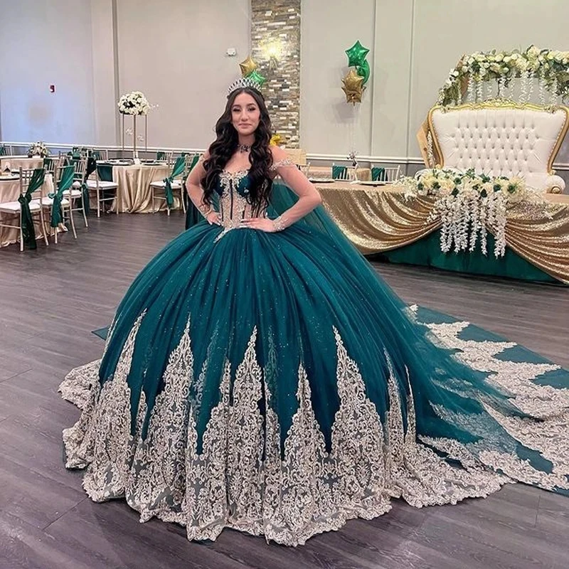 Emerald Green Quinceanera Dresses Ball Gown Off The Shoulder With Cape Tulle Appliques Puffy Sweet 16 Dresses